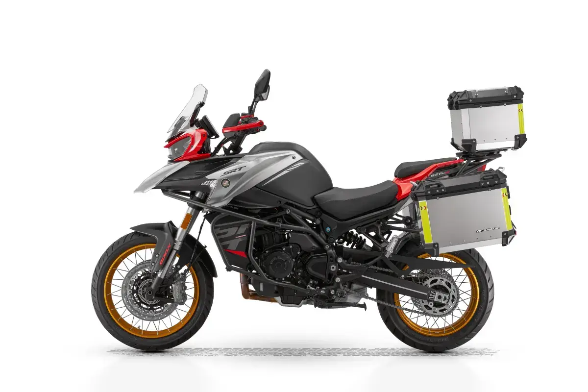QJ Motor SRT 900 SX Adventure червен - пълен ляв профил (5 от 8)